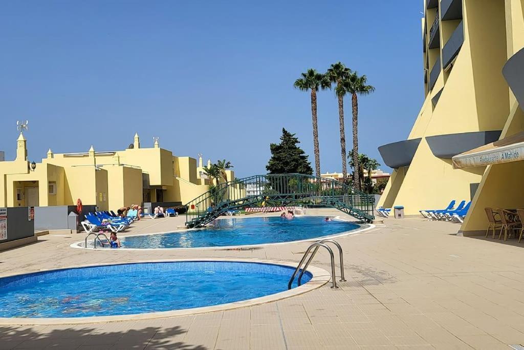 Lagos-Piscine Et Mer- Condominio Do Mar Exterior foto